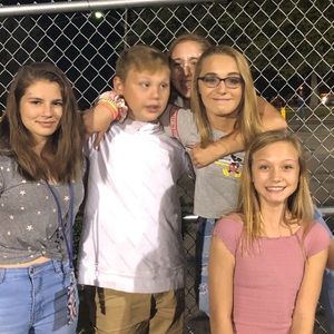 Meet your Posher, Karlee